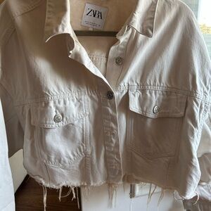 Zara Women's Cream Cropped Jean Jacket